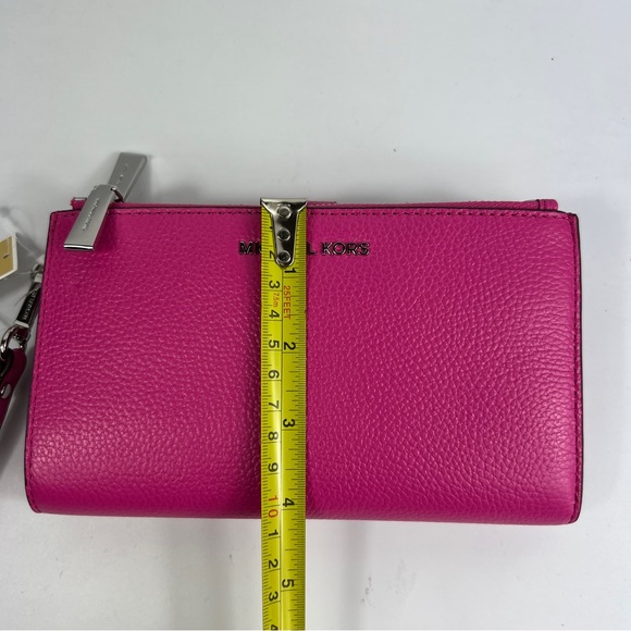 Michael Kors Hot Pink Multifunctional Wallet Wristlet NWT - Picture 11 of 12
